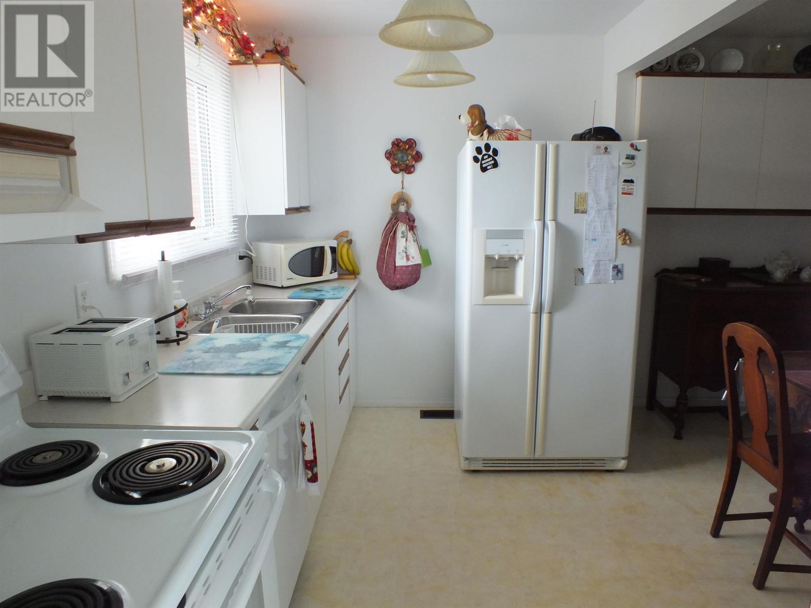 394 Brant ST - 6