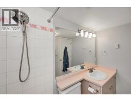 212 899 Darwin Ave, Saanich, BC V8X2X7 Photo 18