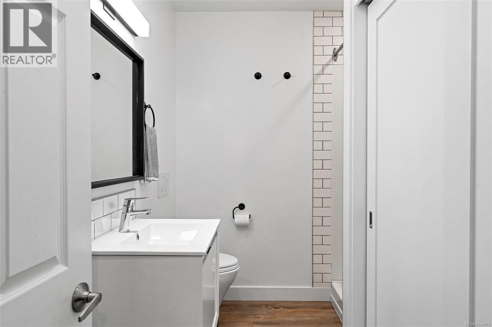 1685 Midgard Ave - Image 19