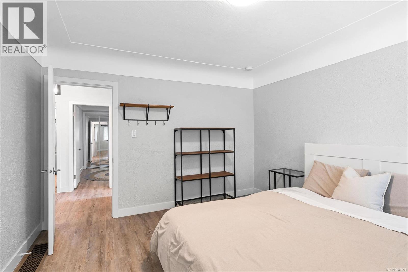 1685 Midgard Ave - Image 27