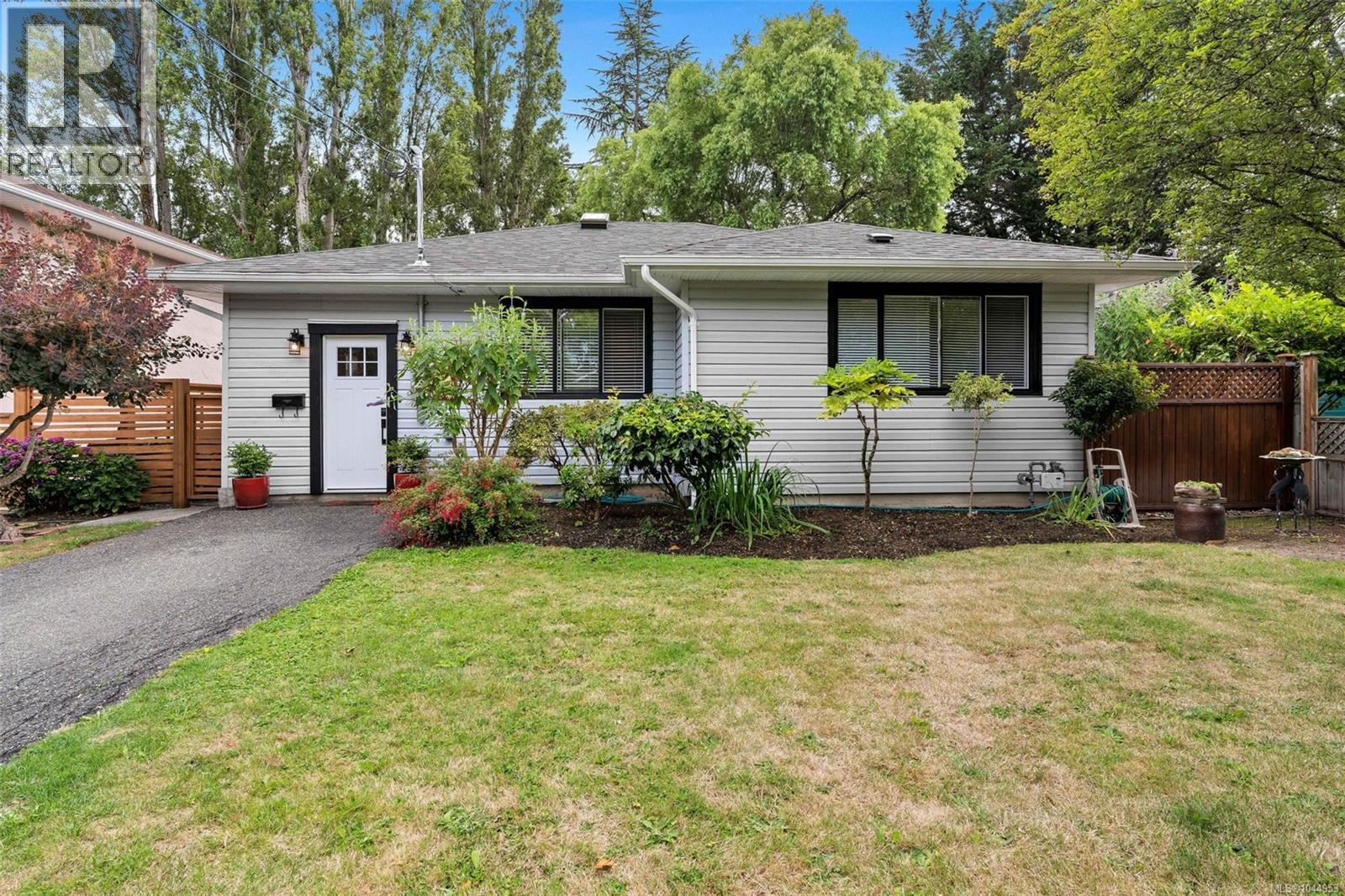 1685 Midgard Ave - 3