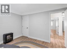 1685 Midgard Ave, Saanich, BC V8P2Y4 Photo 23