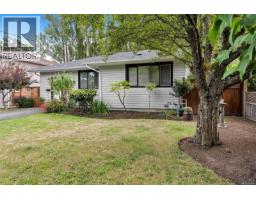 1685 Midgard Ave, Saanich, BC V8P2Y4 Photo 41
