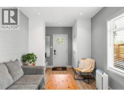 Primary Bedroom - 1685 Midgard Ave, Saanich, BC V8P2Y4 Photo 7