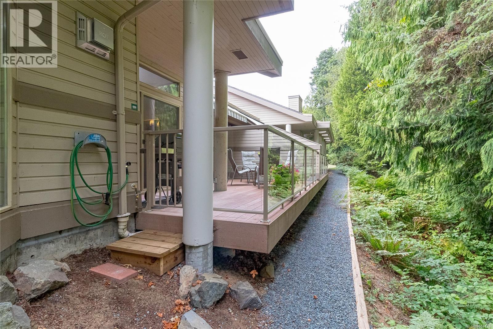 888 Lakes Blvd - 38