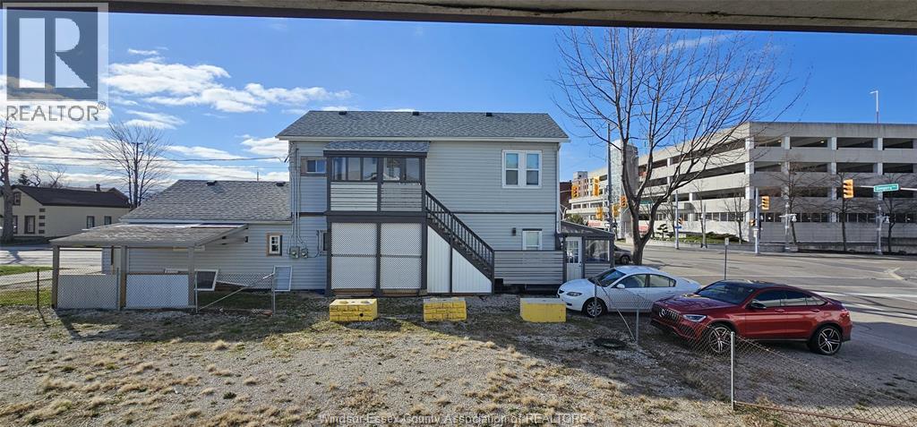 194 GLENGARRY AVENUE - 5