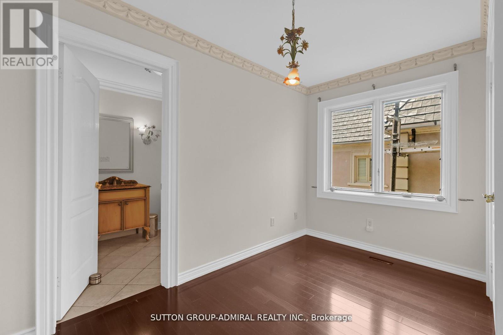 48 BERKINDALE DRIVE - Image 24
