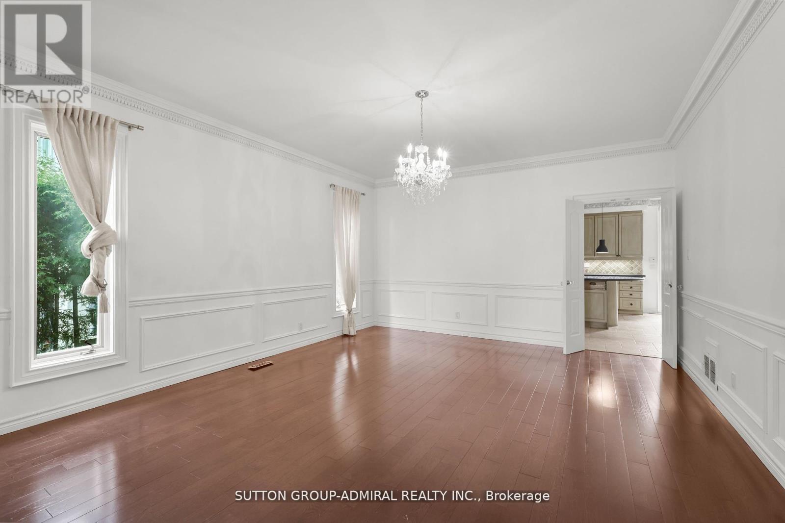 48 BERKINDALE DRIVE - Image 4