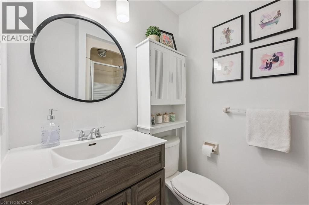 #3 106 WOODLAWN Road E - 12