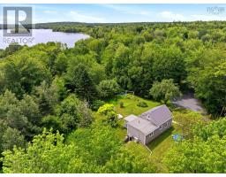 14 Lawrence Robinson Lane, Windsor Junction, NS B2T1G1 Photo 29