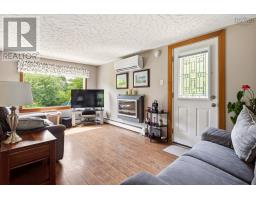 14 Lawrence Robinson Lane, Windsor Junction, NS B2T1G1 Photo 9