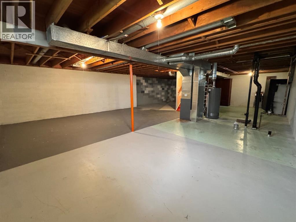 10713 105 Avenue - Image 24