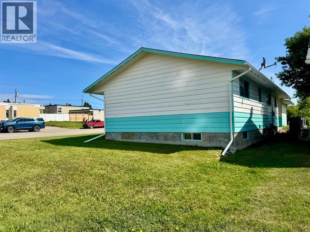 10713 105 Avenue - 35