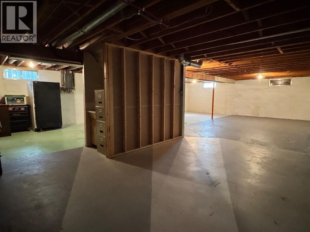 10713 105 Avenue - Image 28