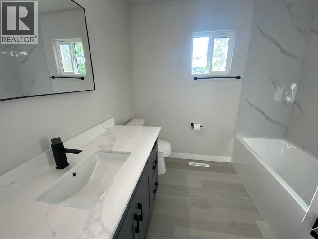 325 Aberdeen Avenue - Image 11