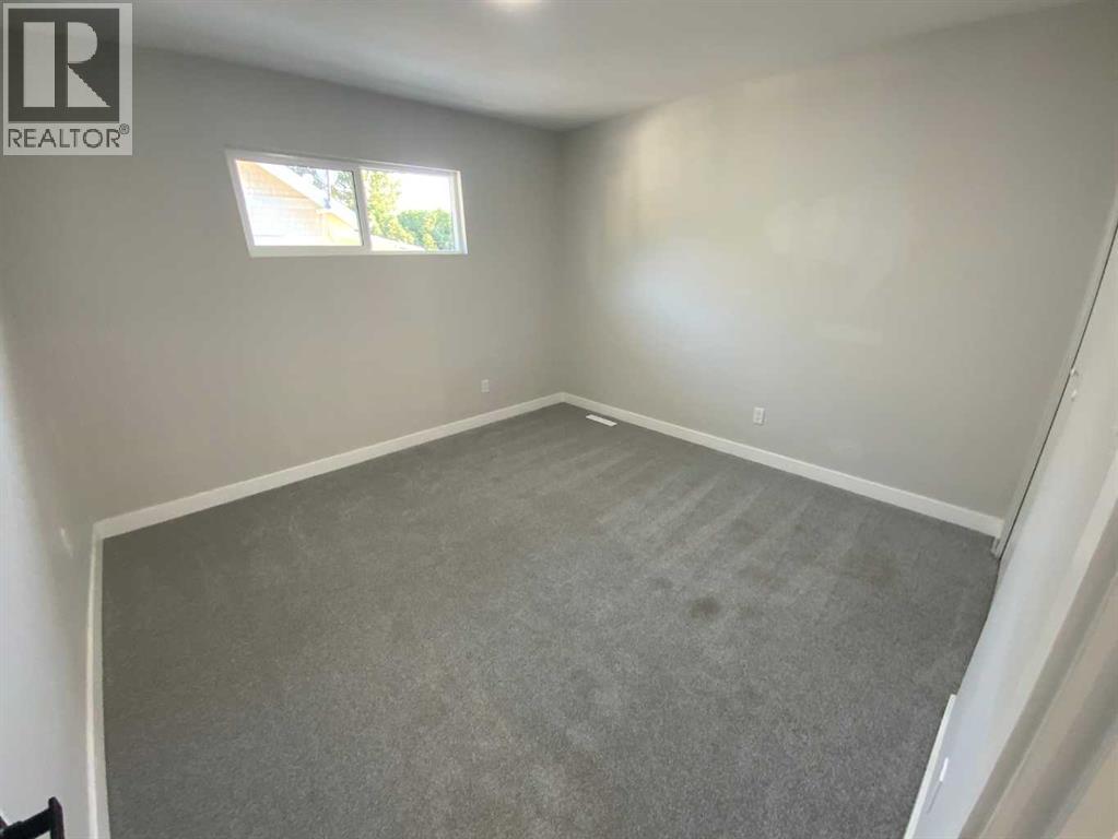 325 Aberdeen Avenue - 12