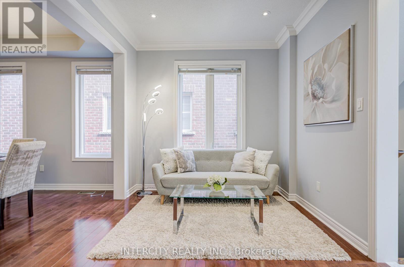 86 PRINCESS DIANA DRIVE - 10