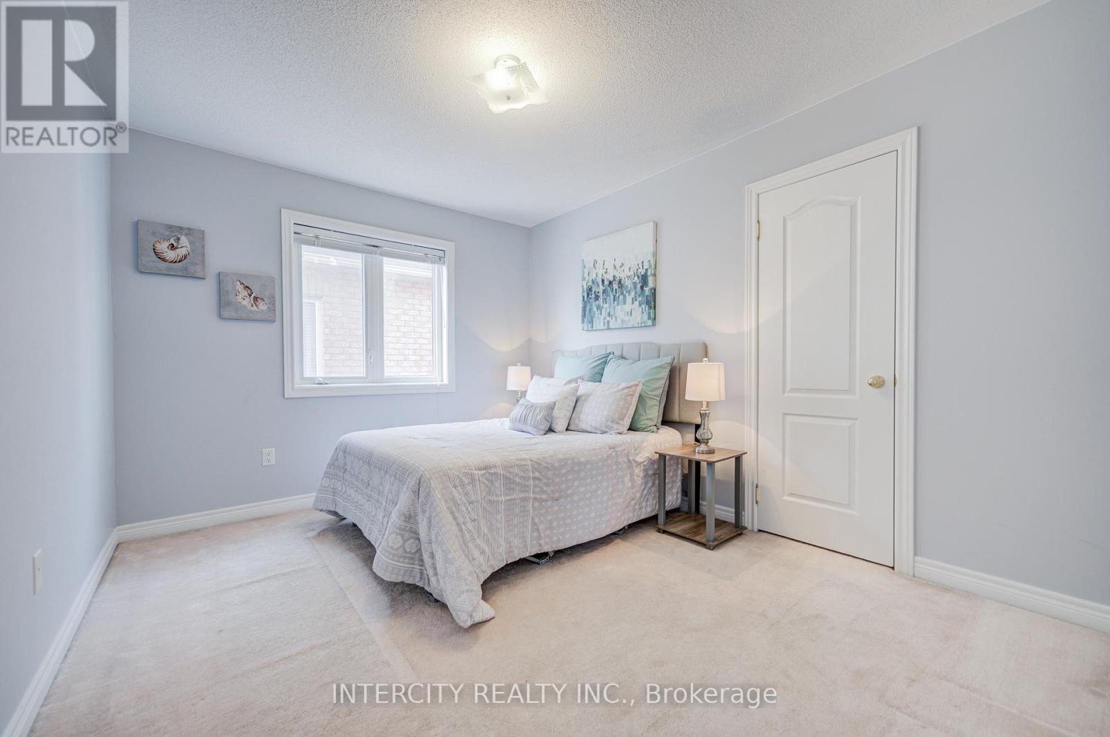 86 PRINCESS DIANA DRIVE - Image 35