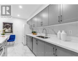 8 - 16 Woodglen Way, Markham, ON L3R3A8 Photo 10