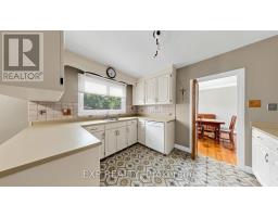 Family room - 43 Amelia Street S, Barrie, ON L4M1M5 Photo 8