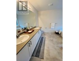 7 Federica Crescent, Wasaga Beach, ON L9Z0N5 Photo 12