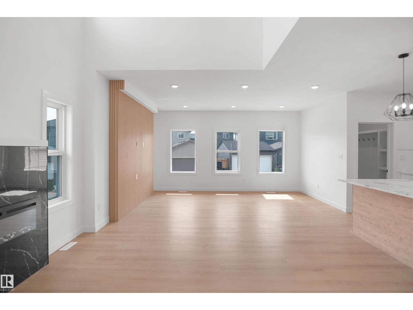 17040 47 ST NW - Image 11