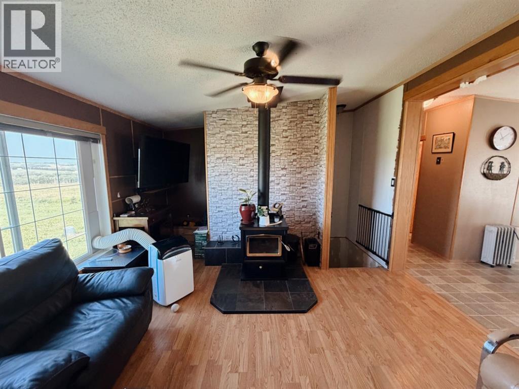 4142 Township Road 290 - 22