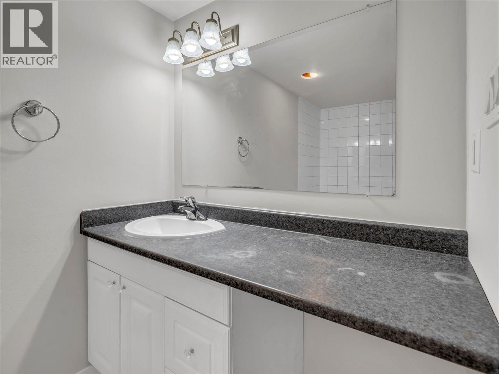110 SKAHA Place Unit# 105, Penticton