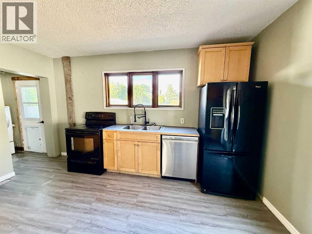 5228 48 Street - Image 7