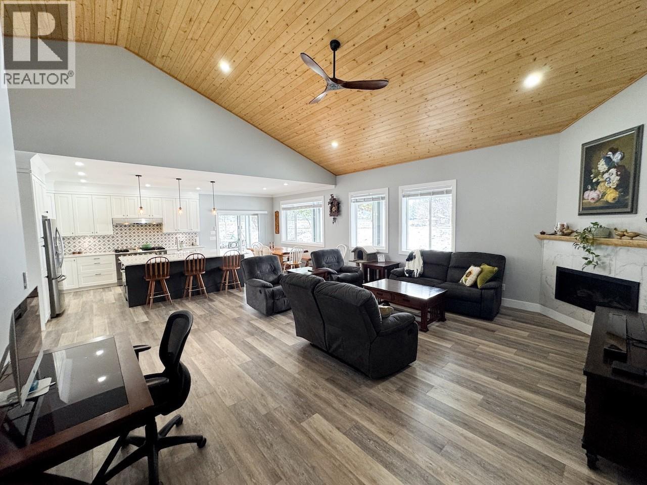 6560 25th Street - Image 4