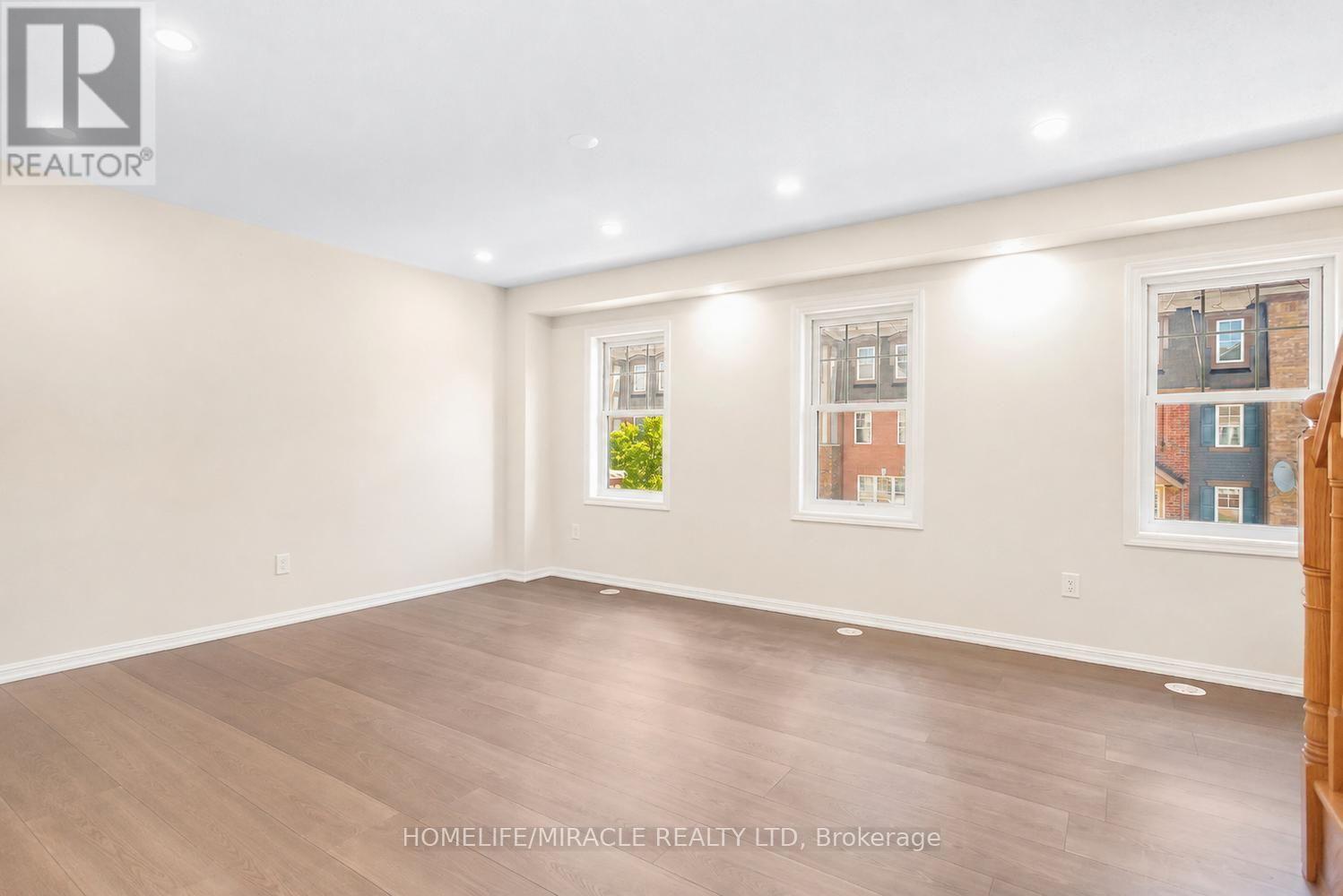 22 CROSSBILL ROAD - 13