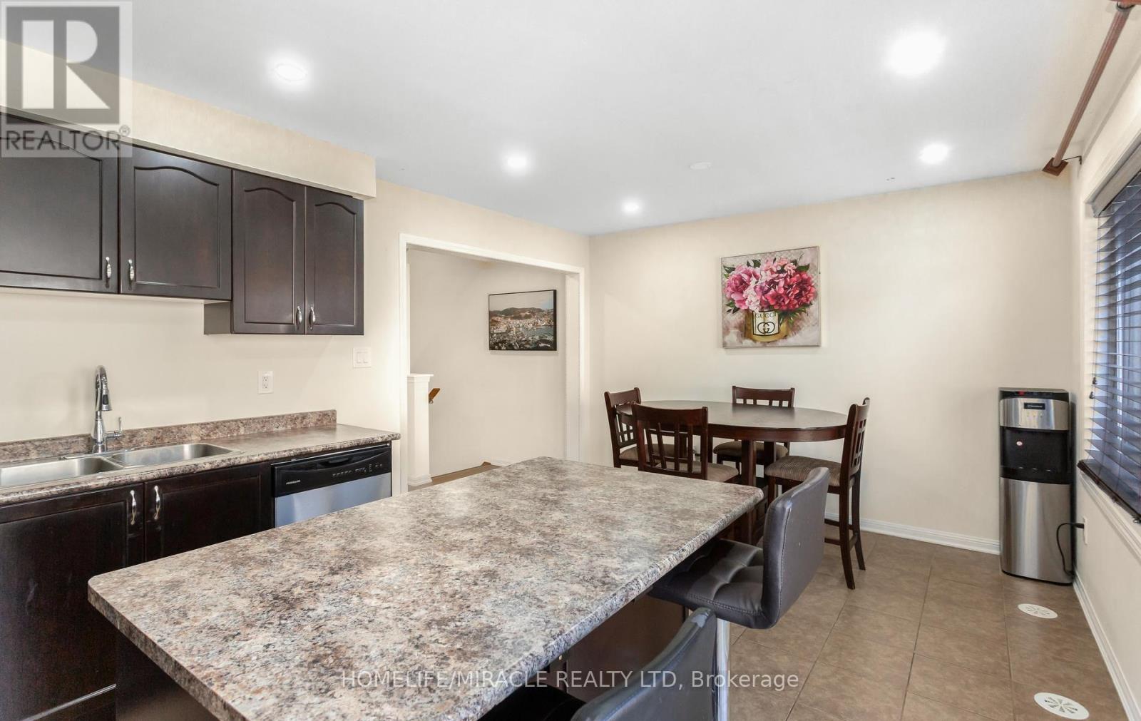 22 CROSSBILL ROAD - 38