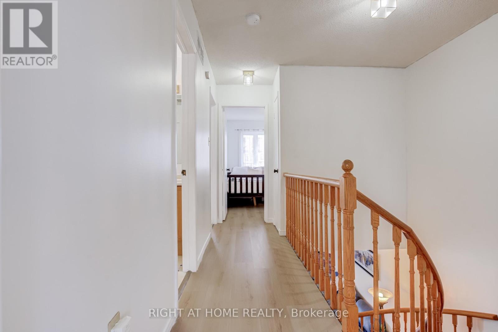 #163 302 COLLEGE AVENUE W - 12