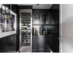 320 - 1 Benvenuto Place, Toronto, ON M4V2L1 Photo 14
