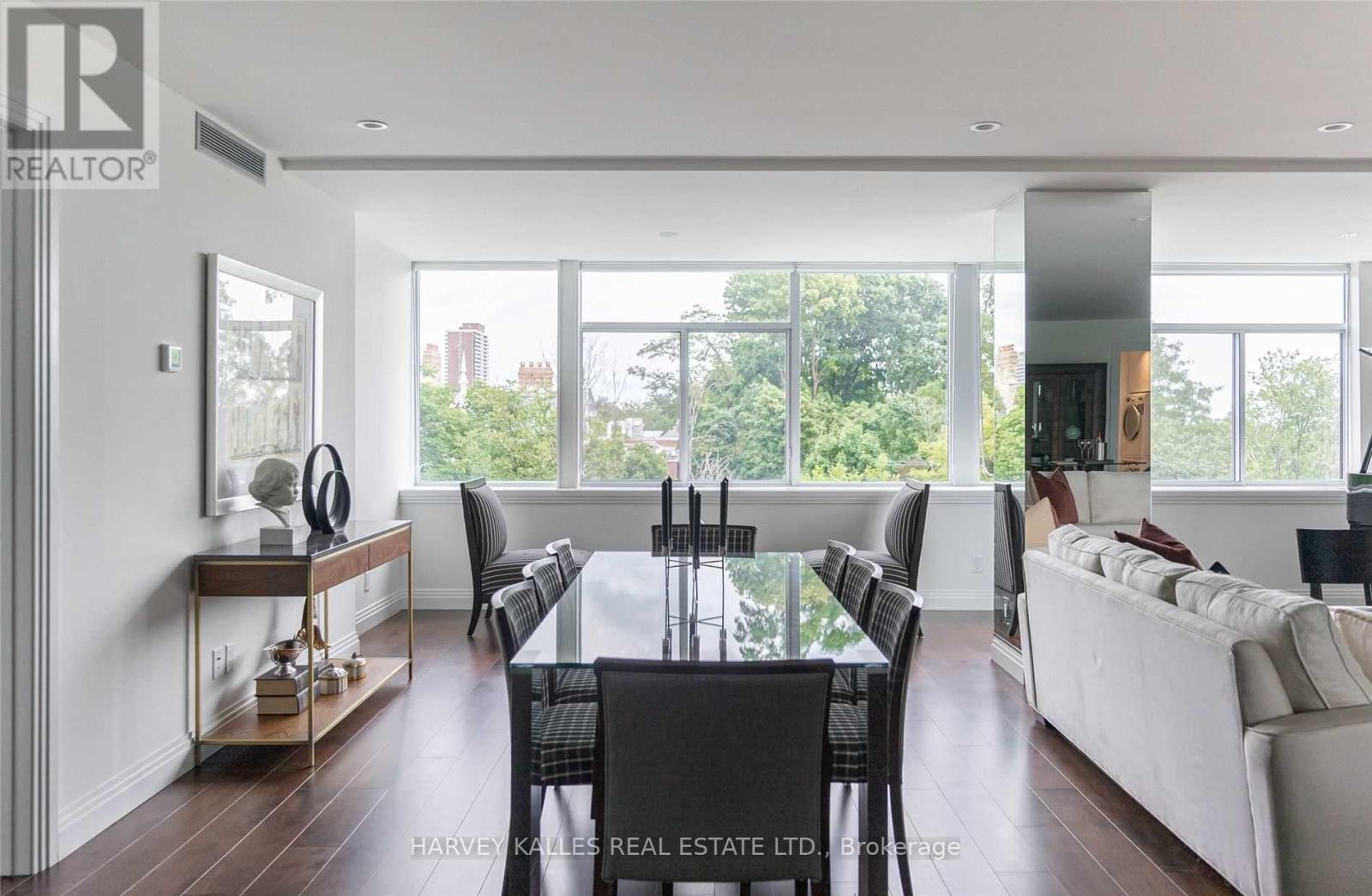 #320 1 BENVENUTO PLACE - Image 6
