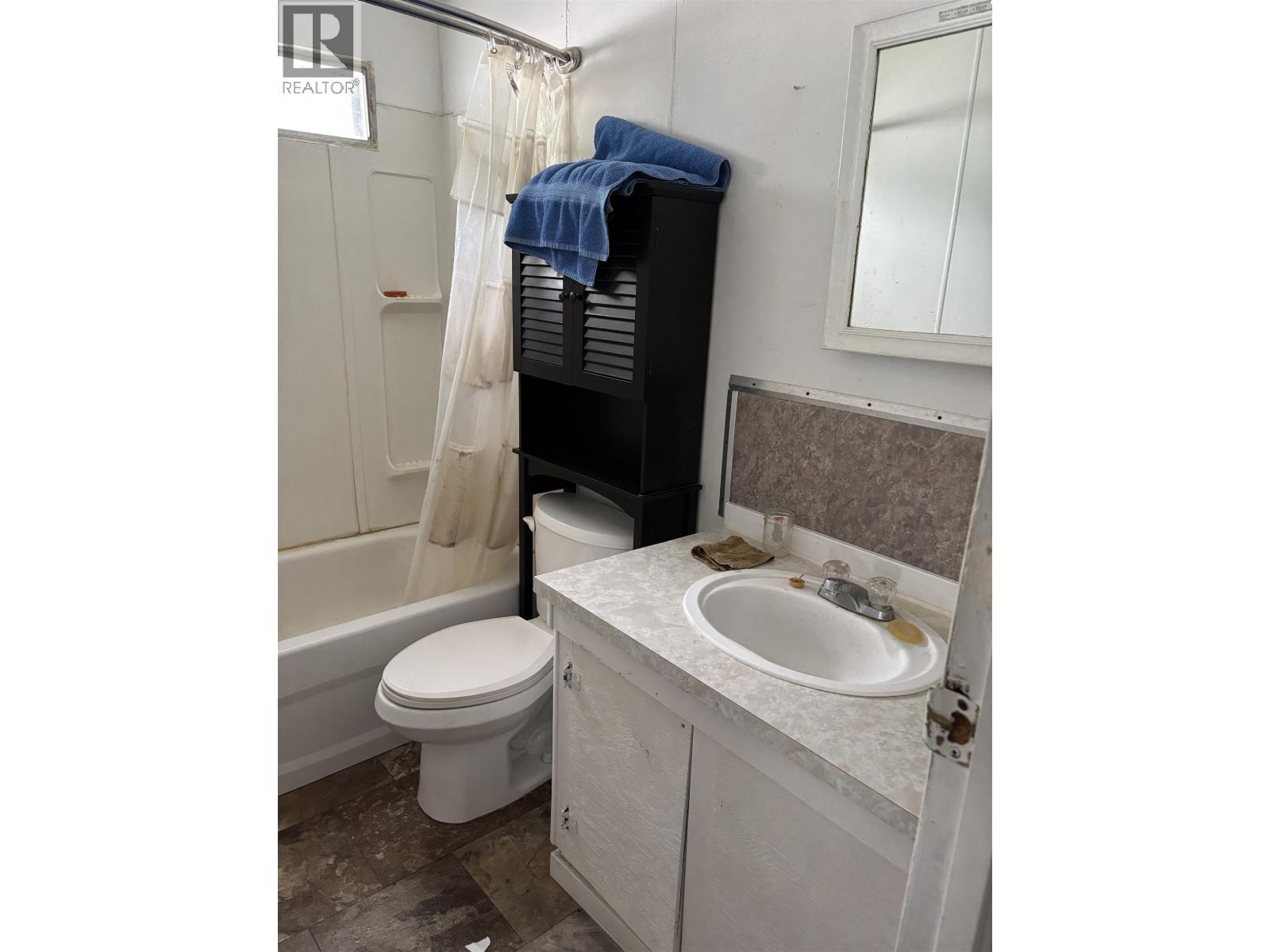Photo 11 of 14 — 92 5130 NORTH NECHAKO ROAD · Prince George, BC