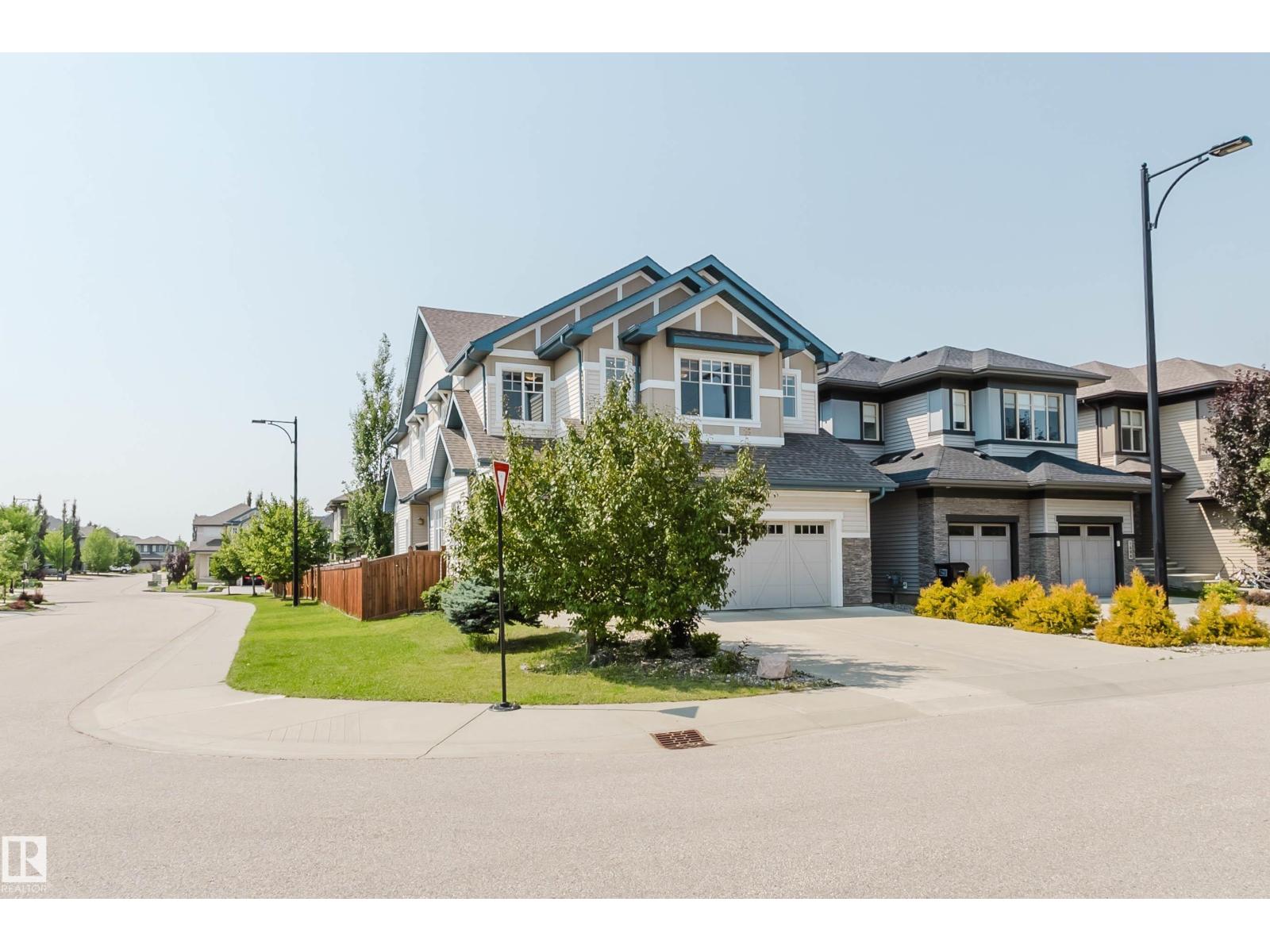 1504 AINSLIE PL SW - 3