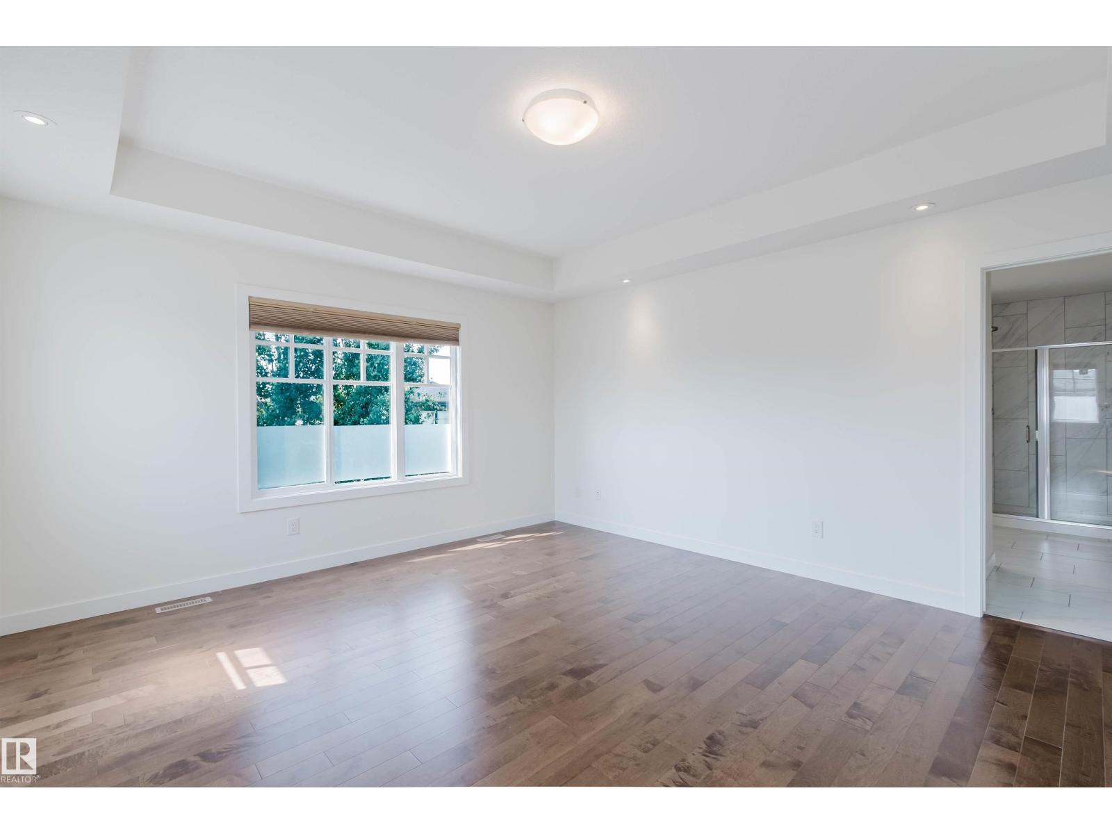 1504 AINSLIE PL SW - Image 33