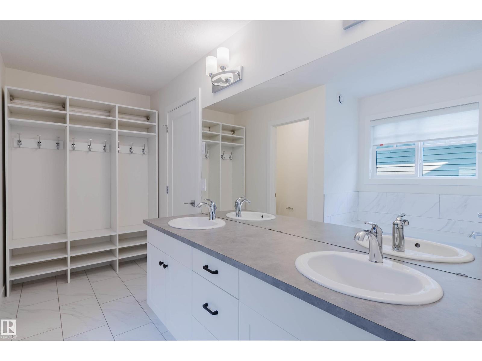 1504 AINSLIE PL SW - Image 48