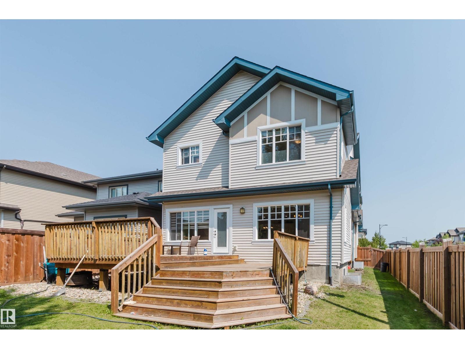 1504 AINSLIE PL SW - 53