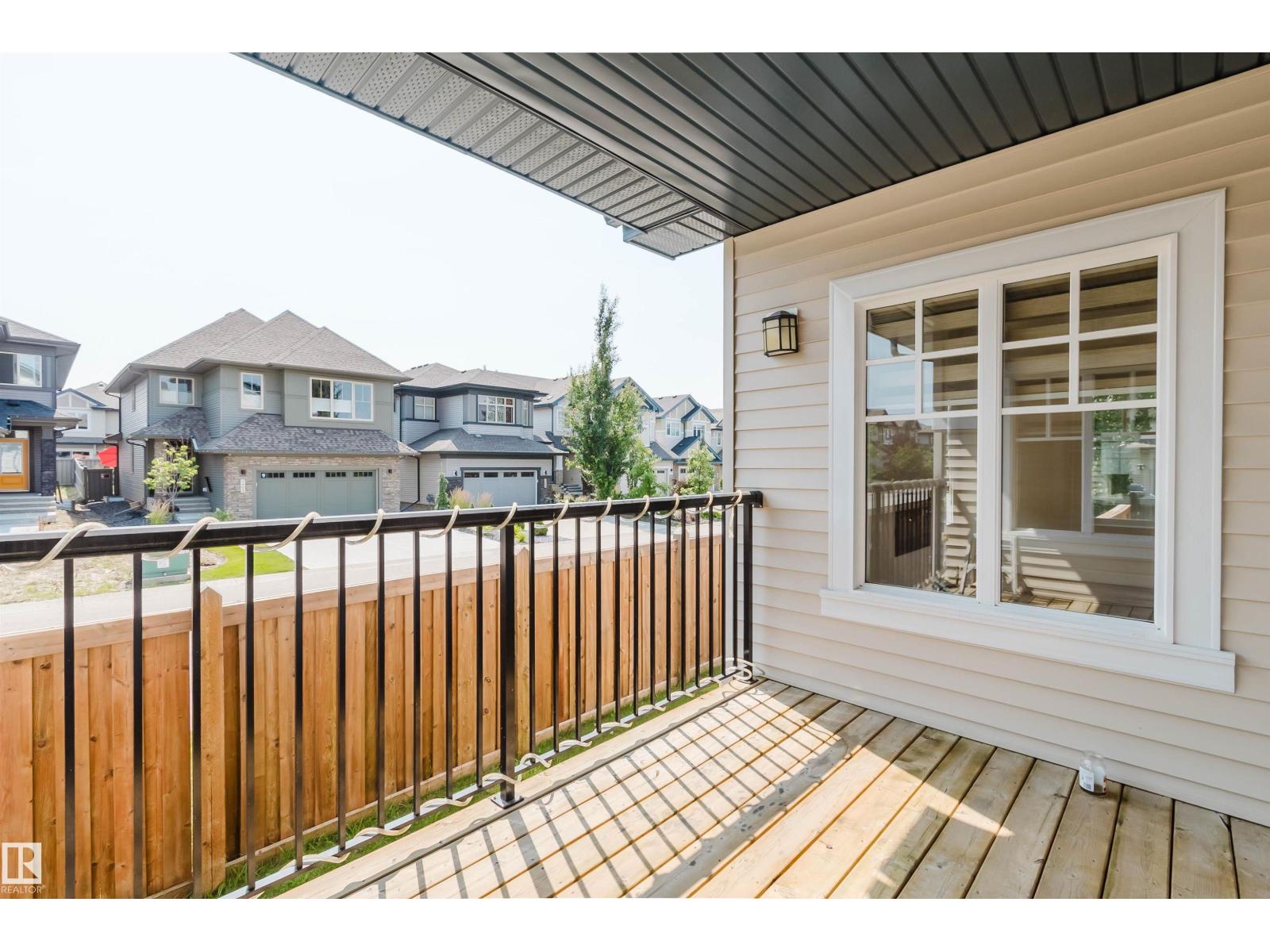 1504 AINSLIE PL SW - 9