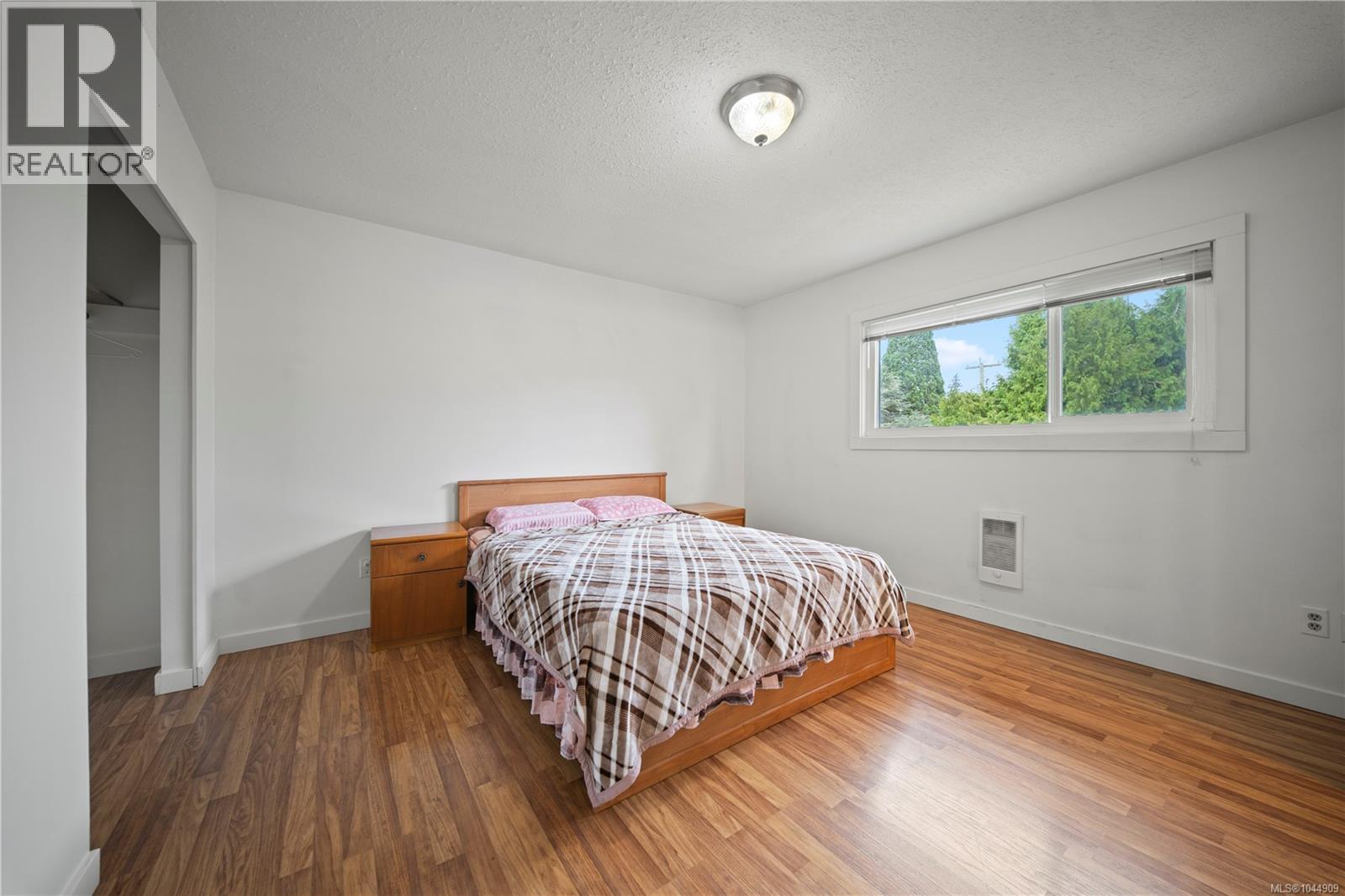 5188 Maureen Way - Image 17