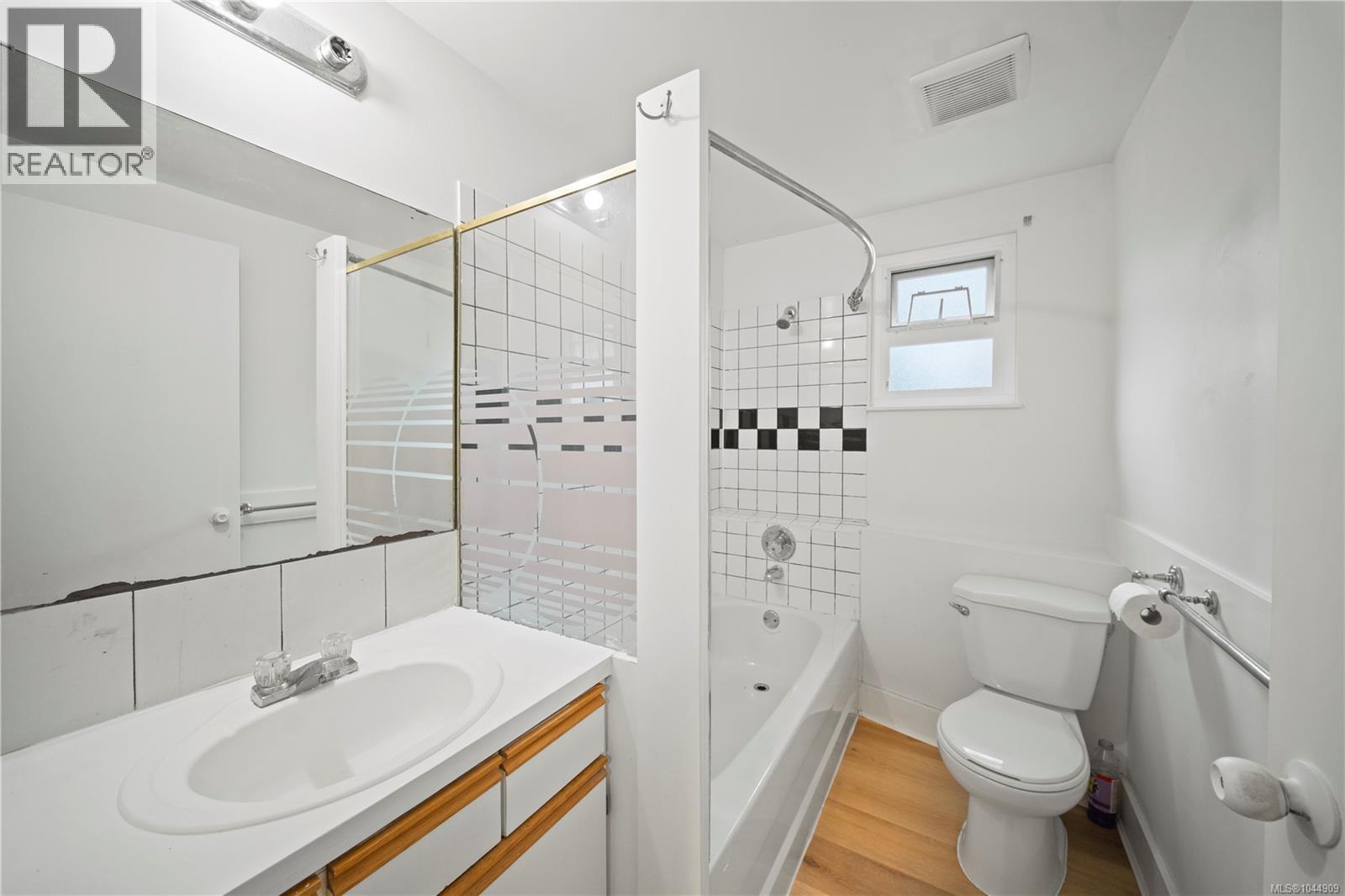 5188 Maureen Way - Image 40