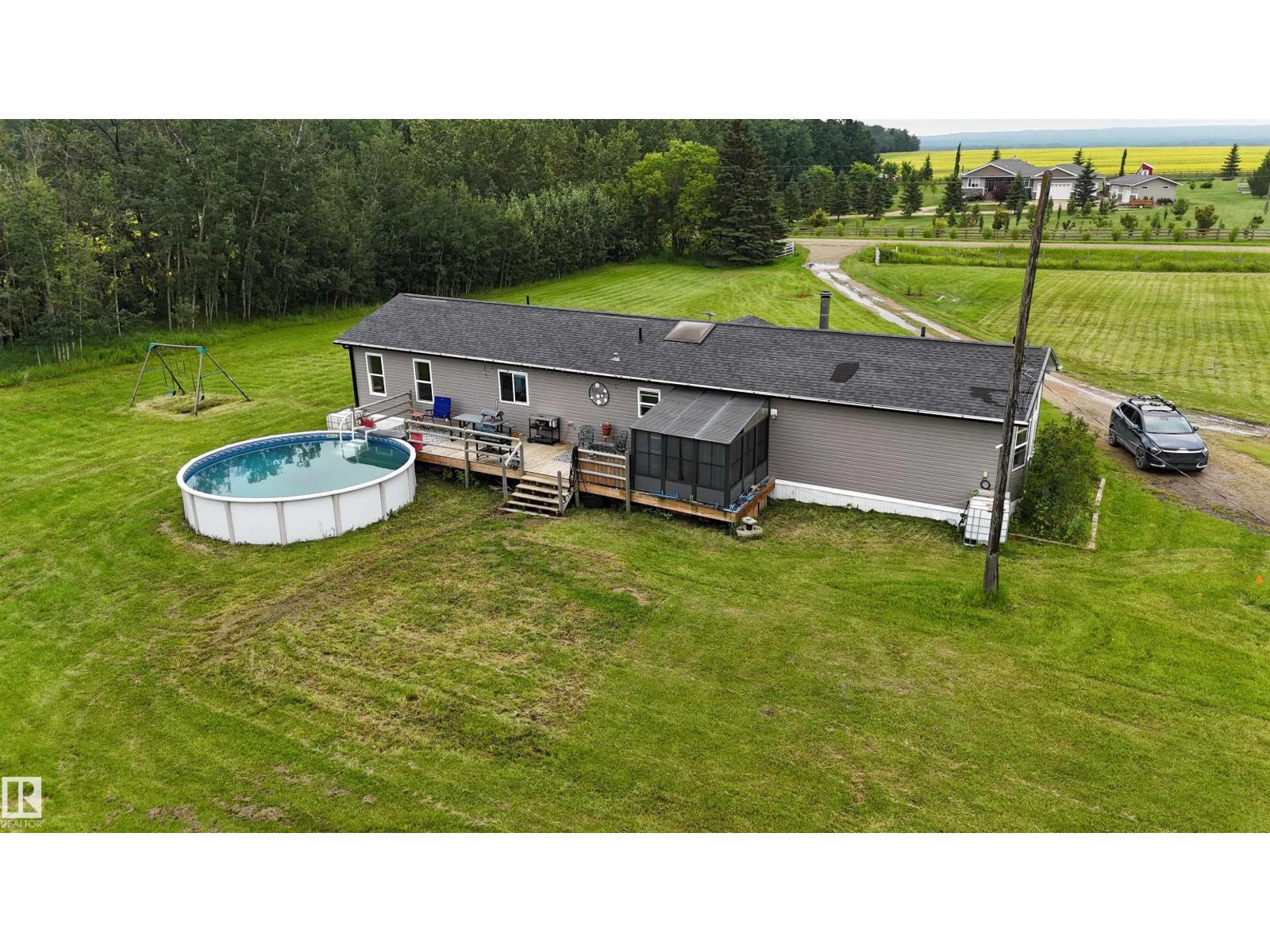 27418 TWP ROAD 552