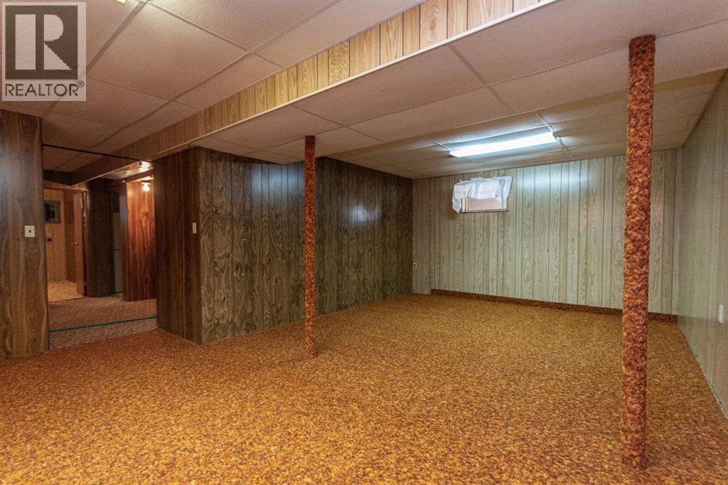 1910 26 Avenue - Image 23