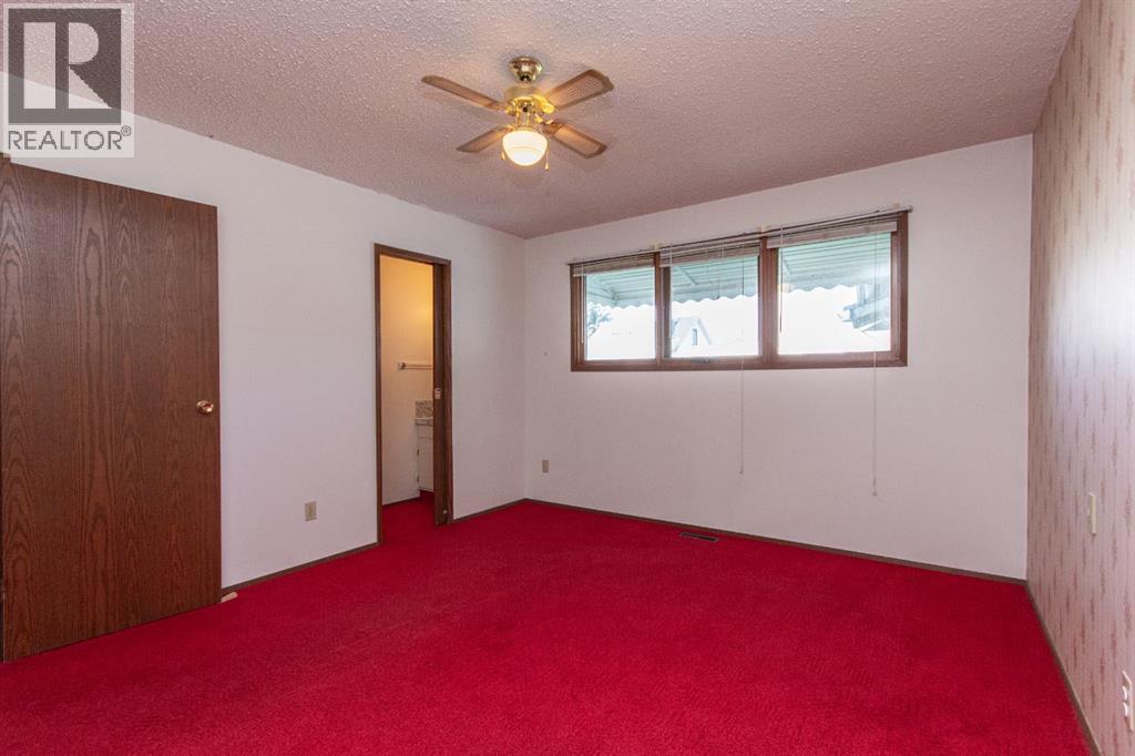 1910 26 Avenue - Image 17