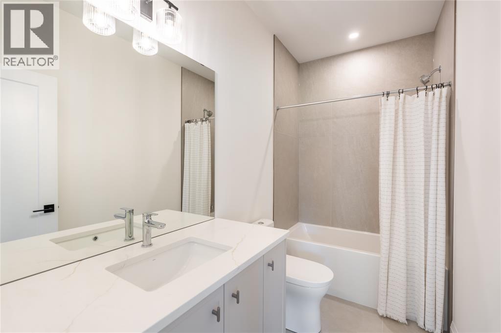 2056 MARION AVENUE - 12