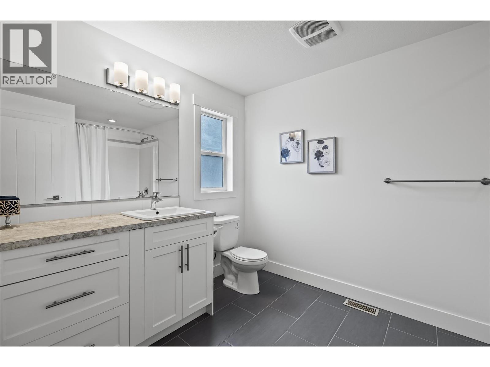 827 Juniper Road - Image 22