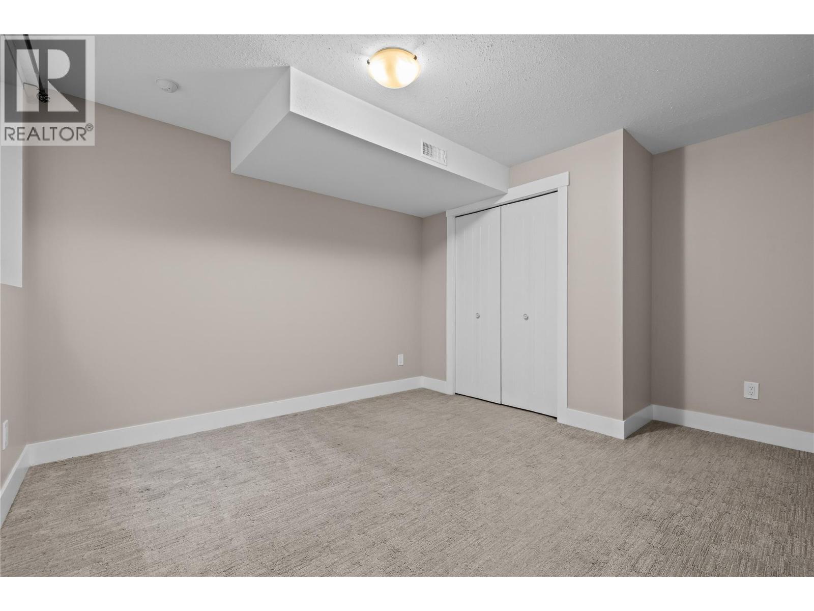827 Juniper Road - 34