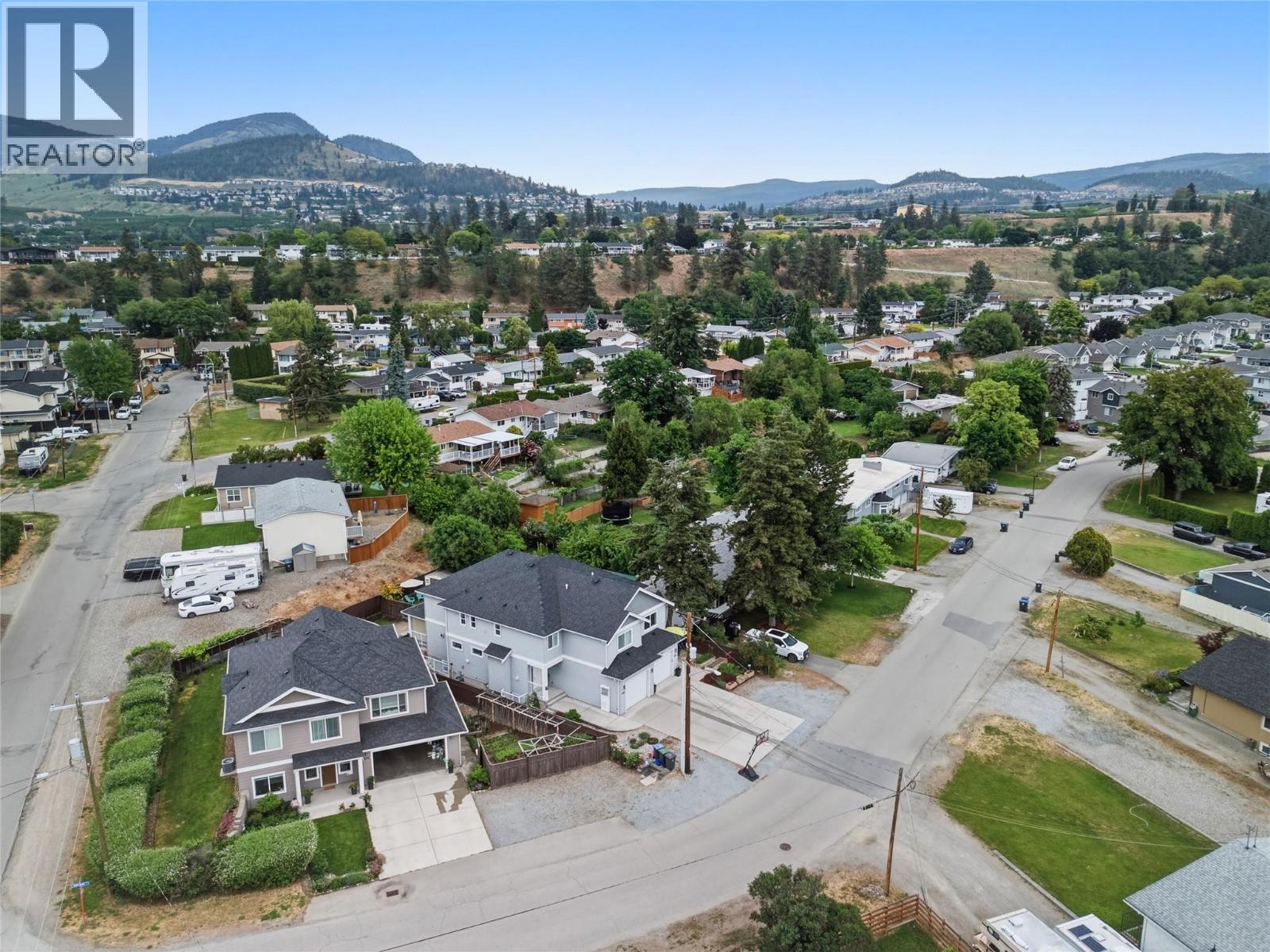 827 Juniper Road - Image 55